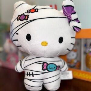 Hello Kitty Halloween 🎃 Hello Kitty Mummy Halloween Plushie NWT✨SOLD OUT ONLINE